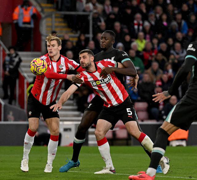 aoa体育娱乐-南安普敦客场击败阿斯顿维拉，豪取胜利的简单介绍