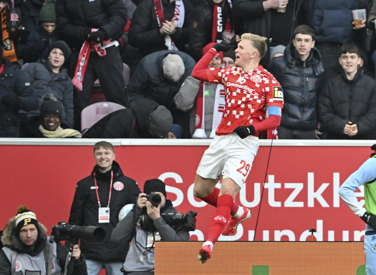 热火队老将领军,带领球队获得胜利走出低谷(热火队老将领军,带领球队获得胜利走出低谷是哪一集) 热火队老将领军,带领球队获得胜利走出低谷(热火队老将领军,带领球队获得胜利走出低谷是哪一集)