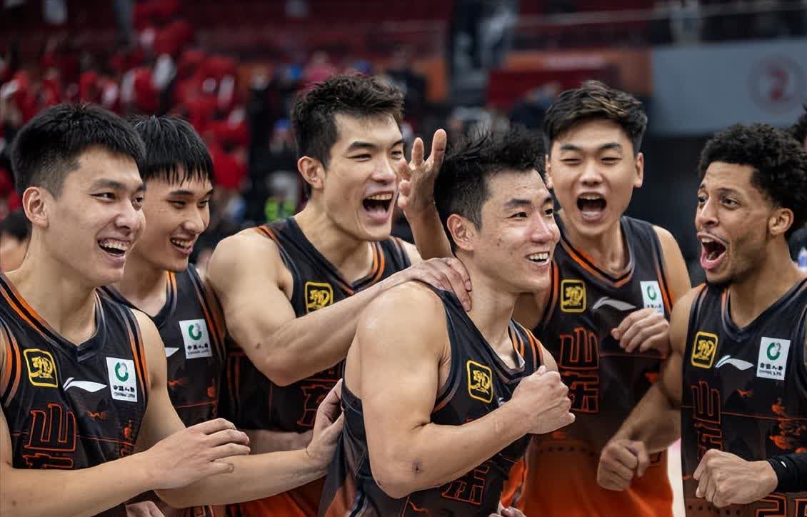 aoa体育课程-关于吉林队全场碾压全国篮球锦标赛，如同剧本杀再现，进球的信息