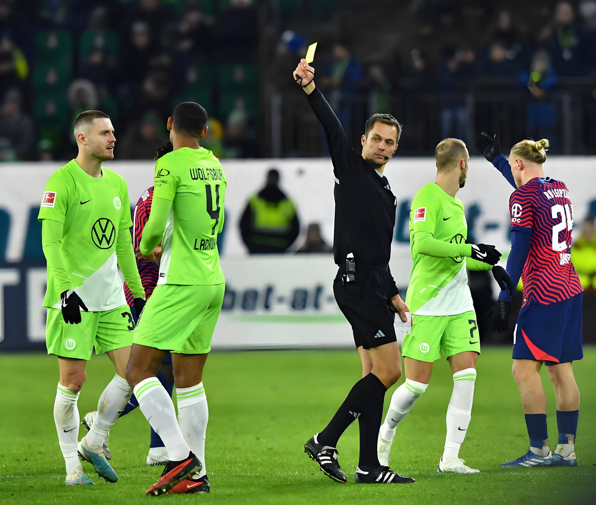 沃尔夫斯堡快速反击,击败对手的简单介绍 沃尔夫斯堡快速反击,击败对手的简单介绍