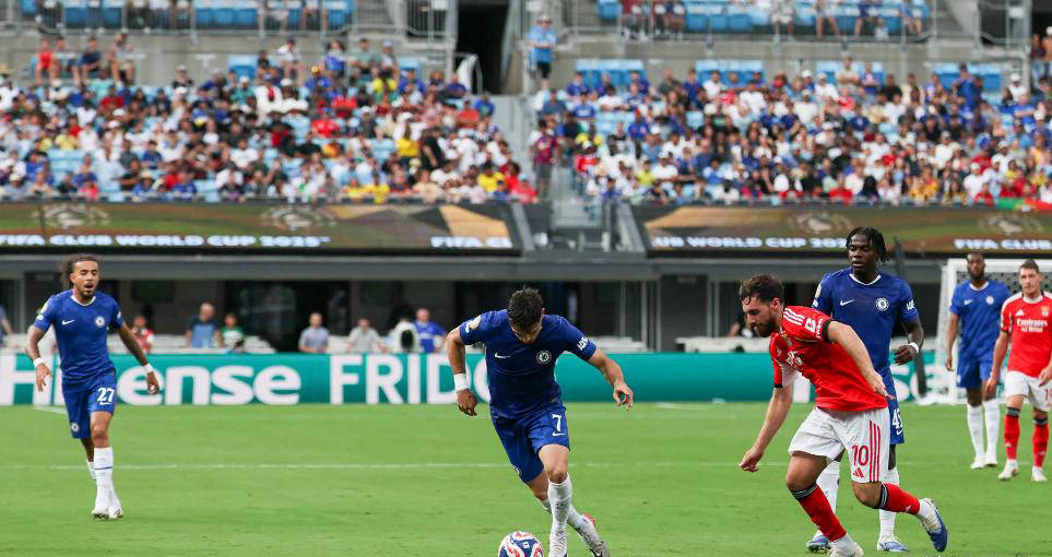 切尔西备战积极备受关注，全队期待的简单介绍