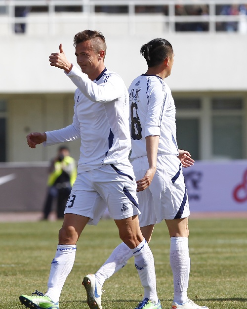 aoa体育官网-瑞恩球员配合默契，备战欧洲联赛