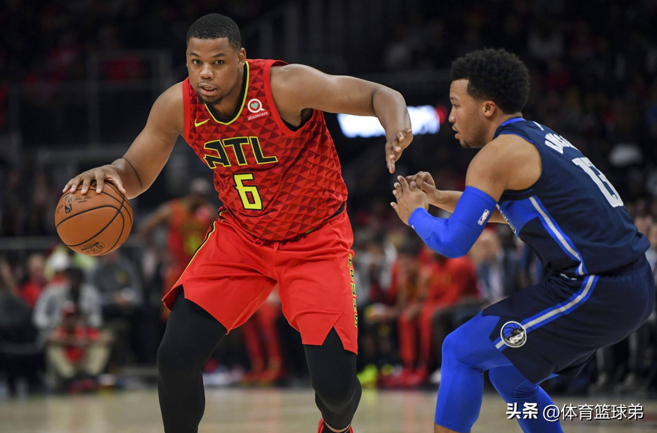 老鹰内线优势明显,击败塞尔提克 老鹰内线优势明显,击败塞尔提克