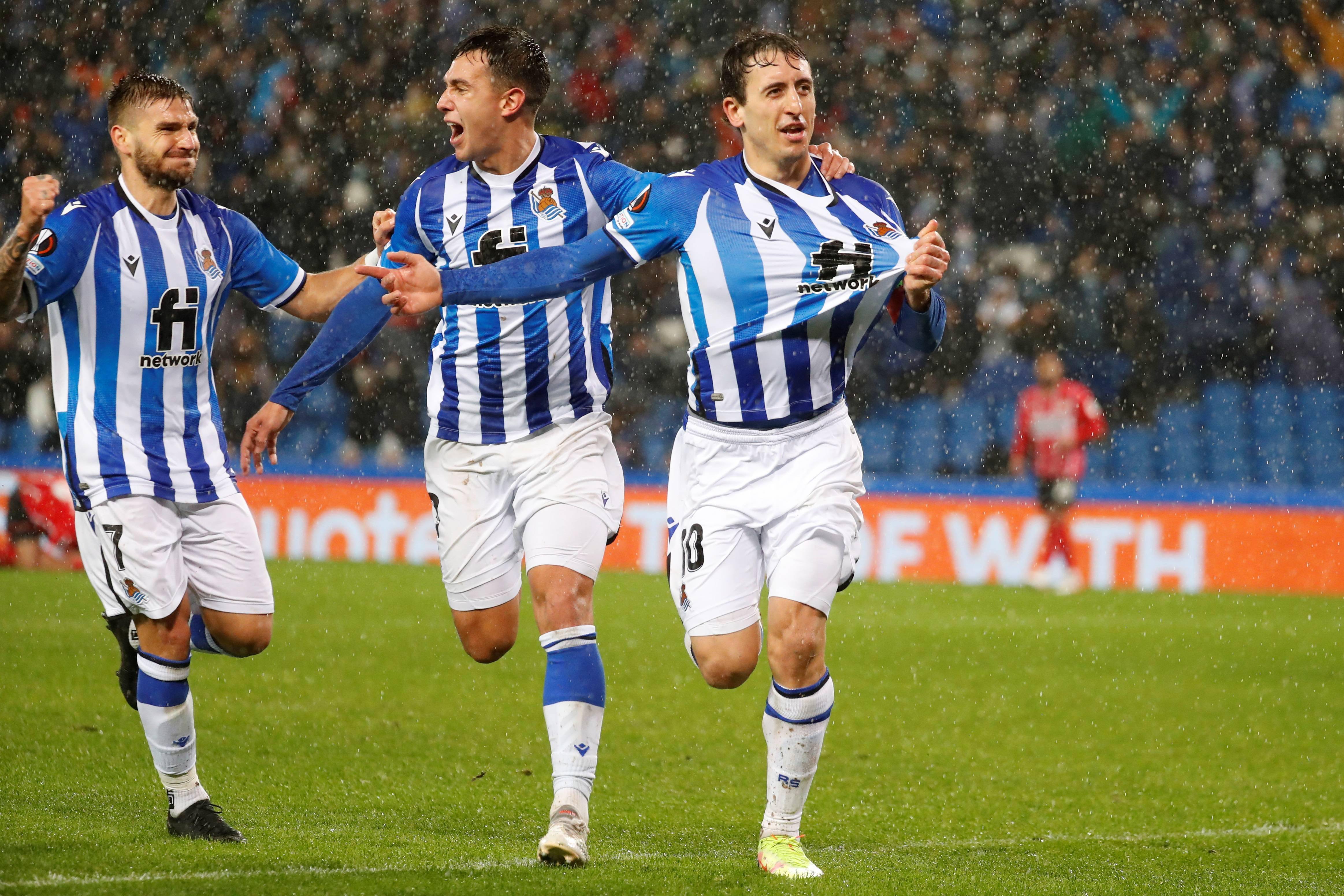 包含霍芬海姆主场大胜,豪取三分保持上升势头的词条 包含霍芬海姆主场大胜,豪取三分保持上升势头的词条