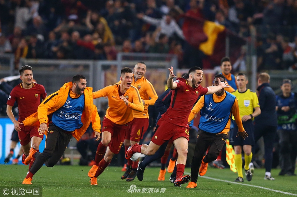 包含罗马备战欧冠巅峰对决，教练组全力以赴的词条