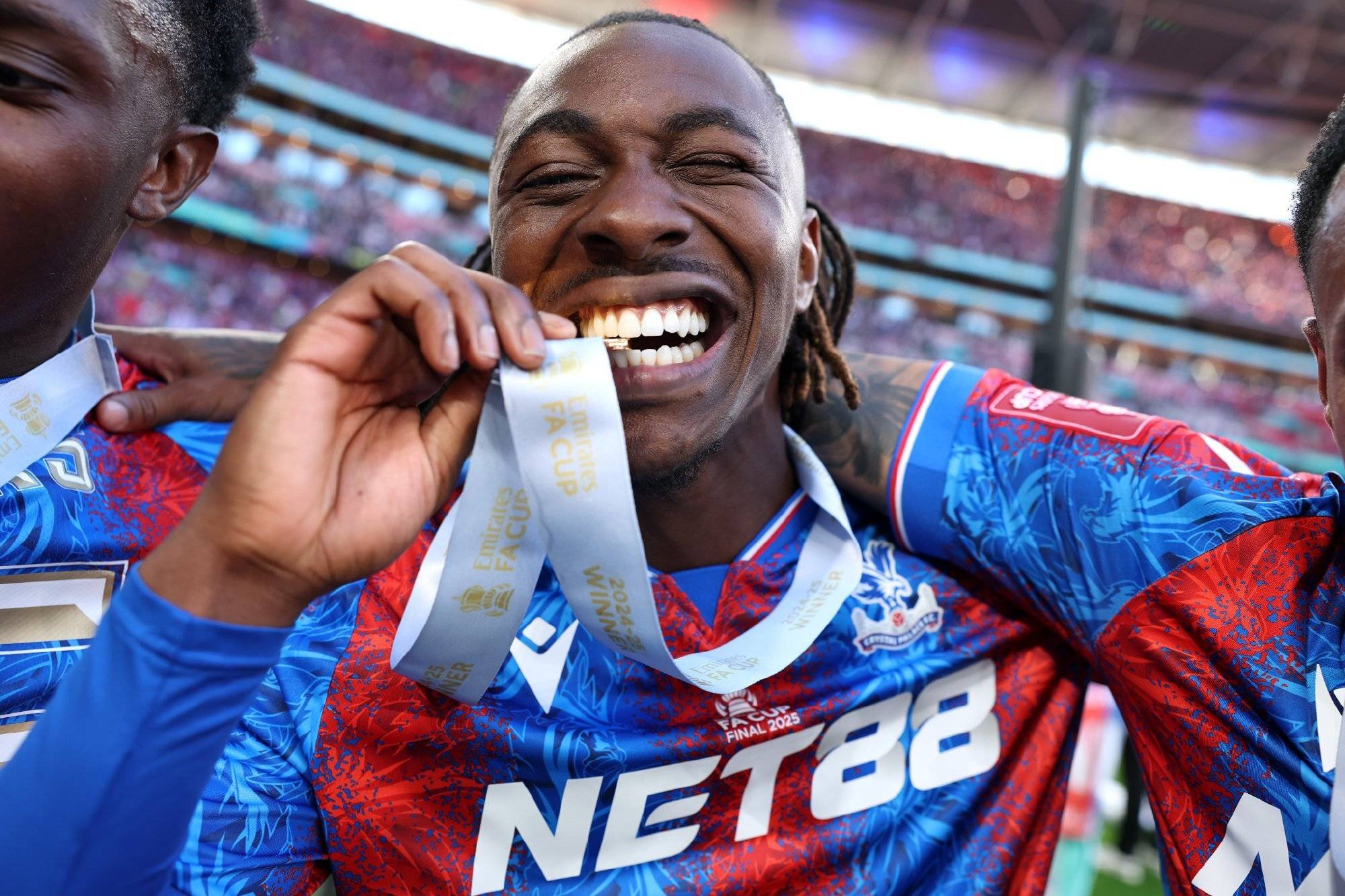 格拉纳达在客场比赛中实现胜利,士气高涨的简单介绍 格拉纳达在客场比赛中实现胜利,士气高涨的简单介绍