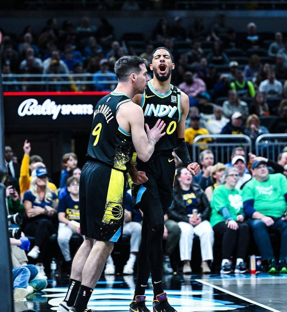 aoa体育活动-步行者队备战加练提高球队综合实力