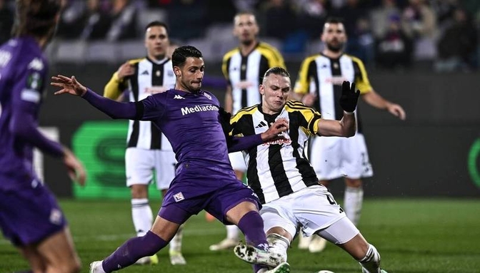 佛罗伦萨客场逆袭,赢得重要三分 佛罗伦萨客场逆袭,赢得重要三分