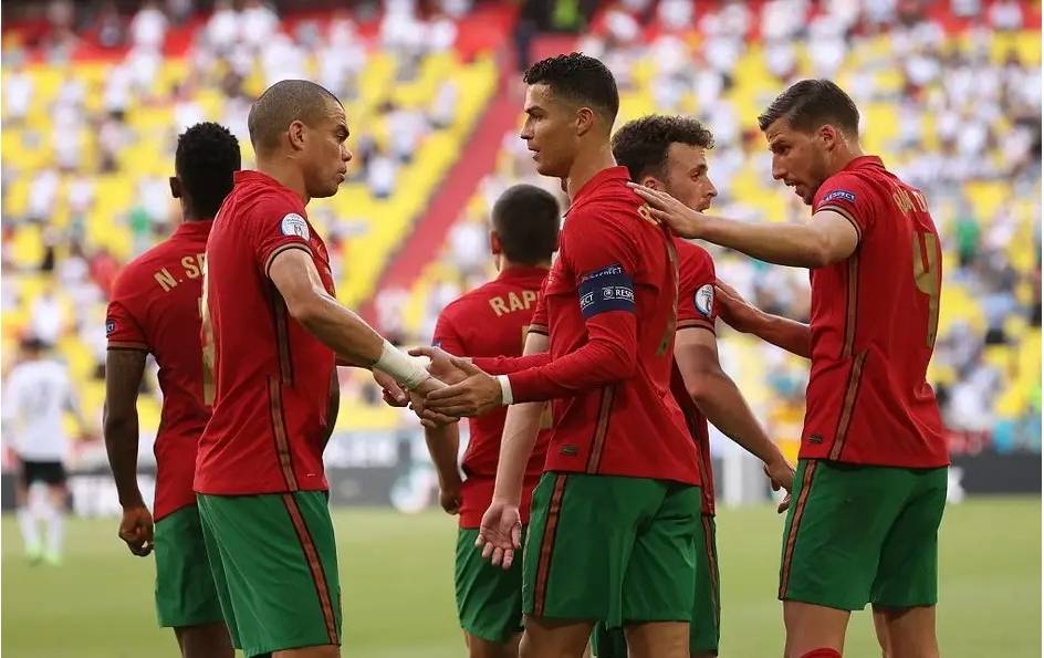 南斯拉夫队将在欧洲足球联赛中迎战克罗地亚的简单介绍 南斯拉夫队将在欧洲足球联赛中迎战克罗地亚的简单介绍