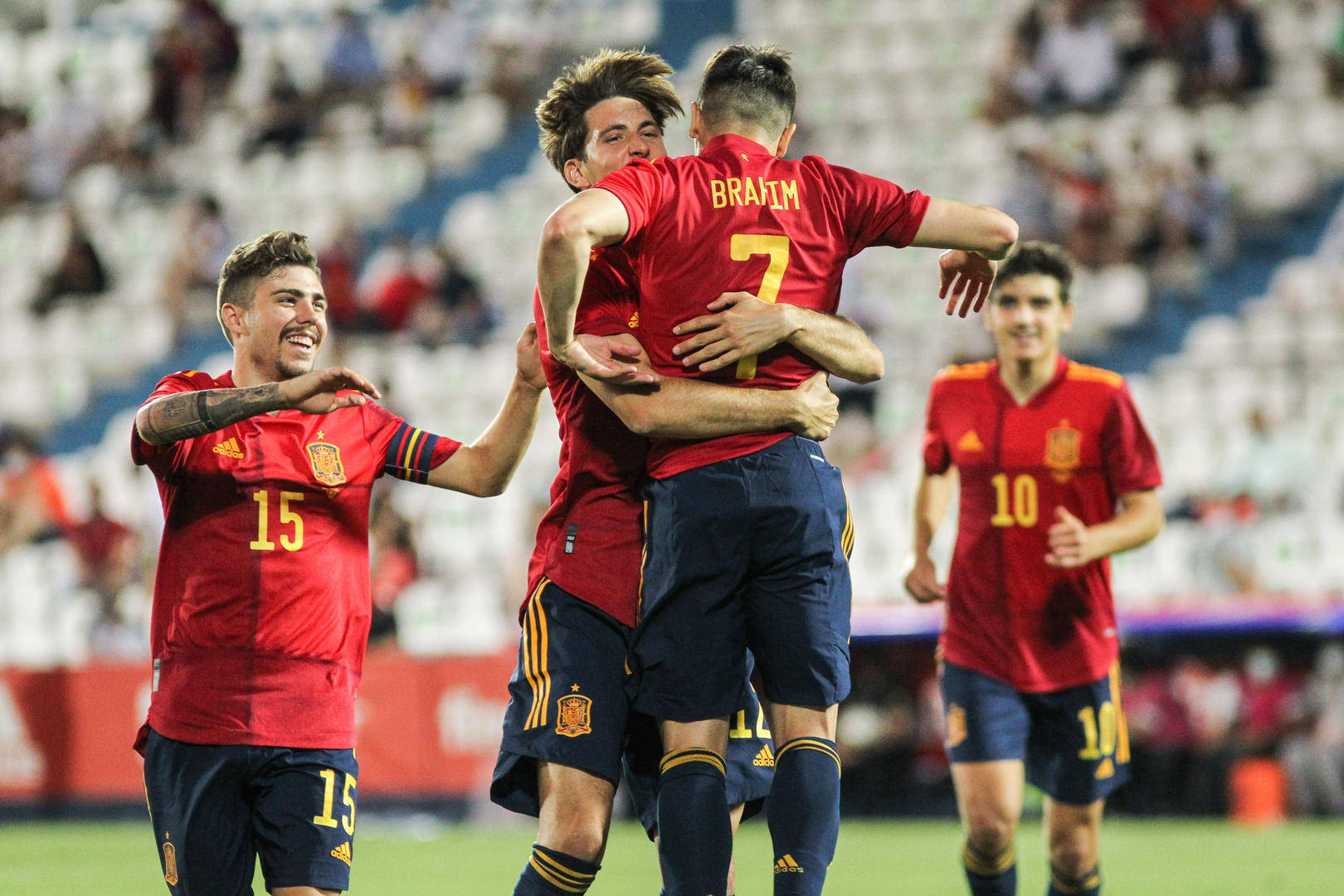 关于西班牙克罗地亚对决，胜负难料的信息