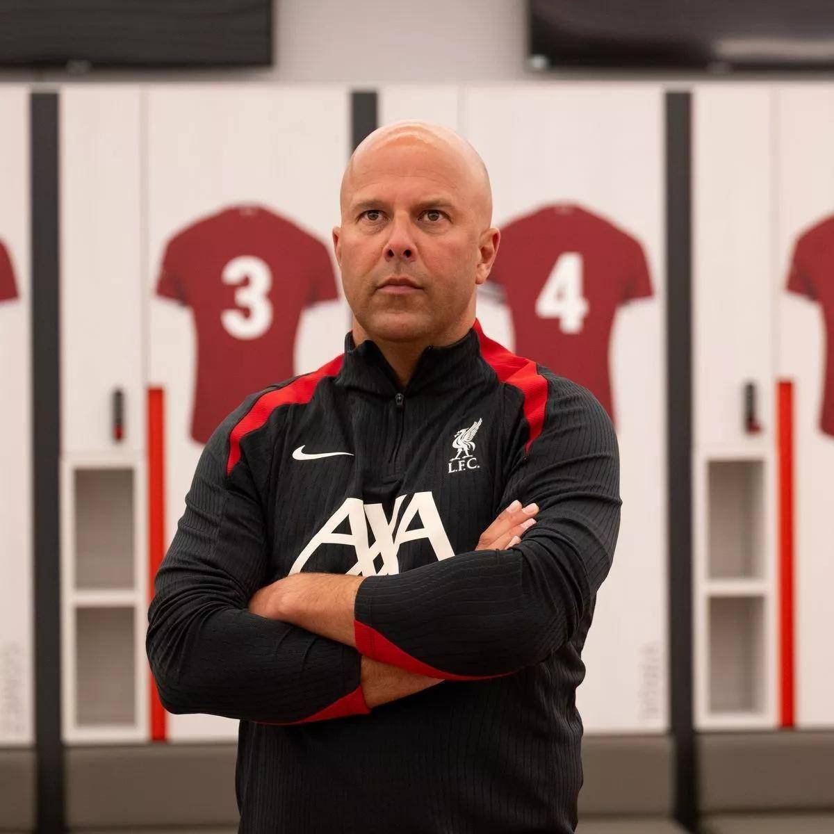 aoa体育娱乐-法兰克福主教练调整阵容，寻找新的比赛战术