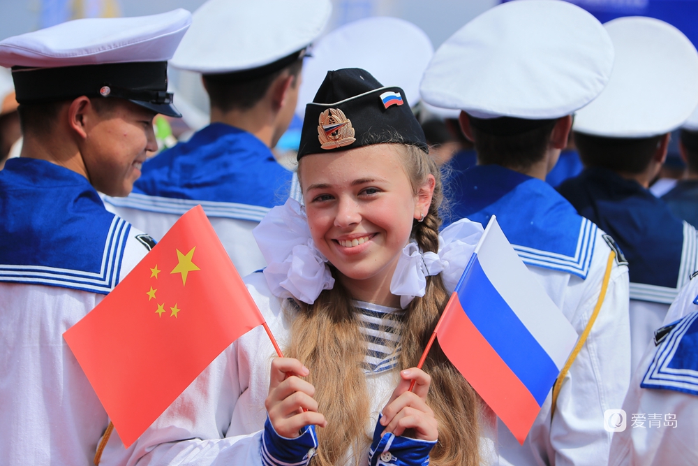 aoa体育直播-拉锯大战，帆船队员驳风破浪的简单介绍