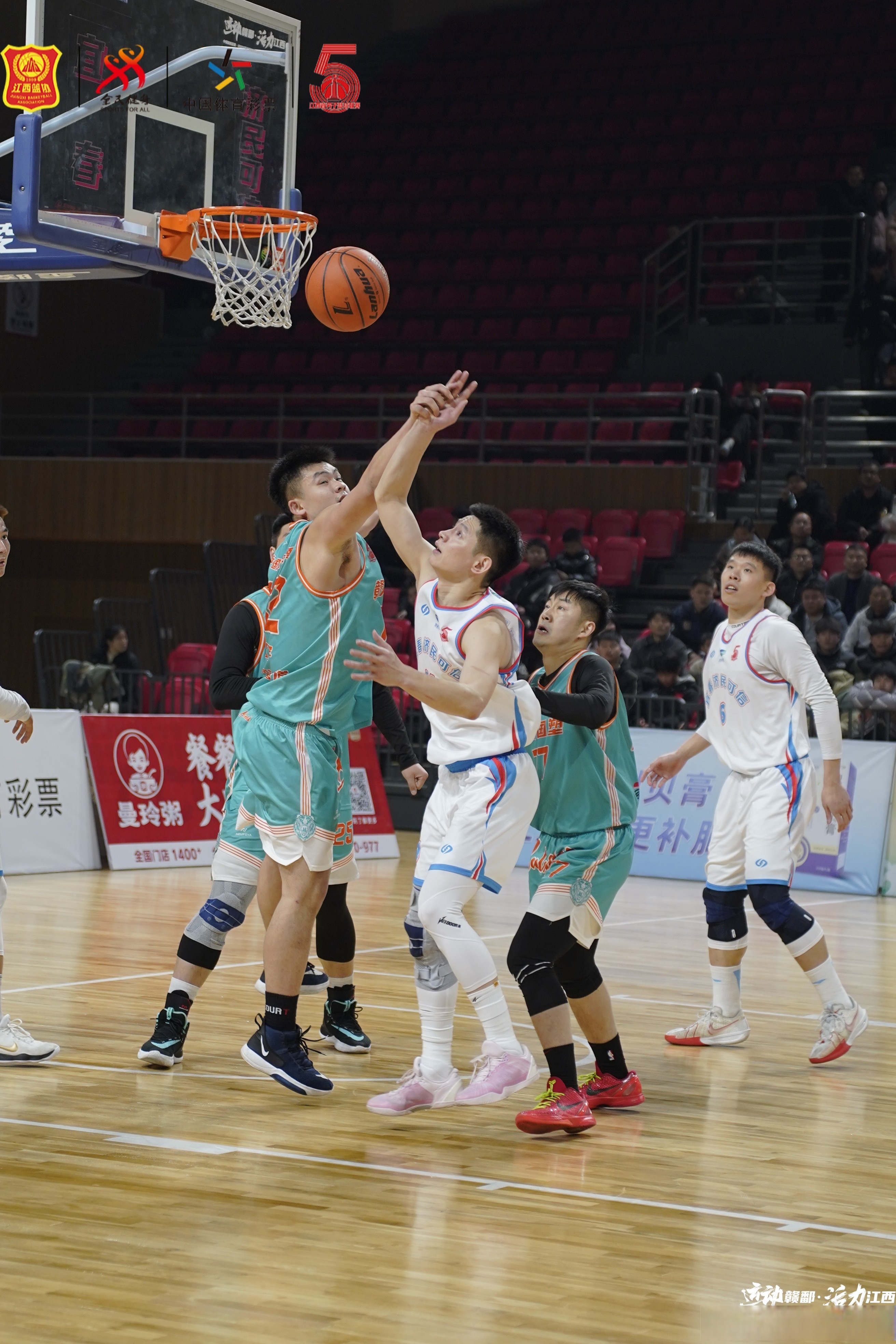 河南男篮在关键时刻展现出团队凝聚力的简单介绍 河南男篮在关键时刻展现出团队凝聚力的简单介绍